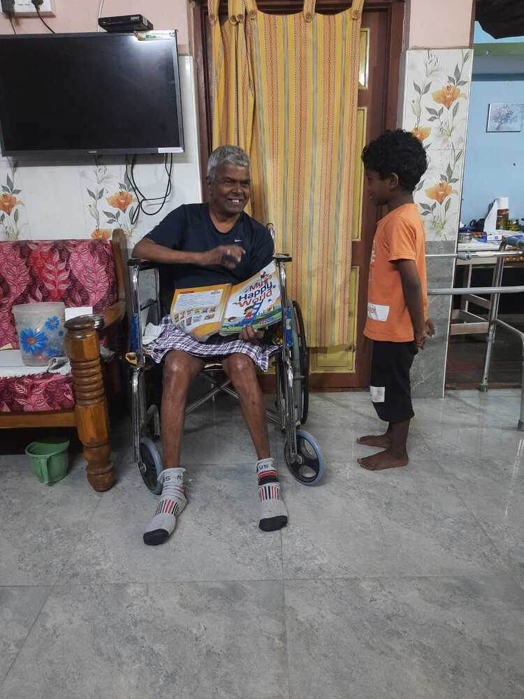 help to students and assistance for food for old people (13)