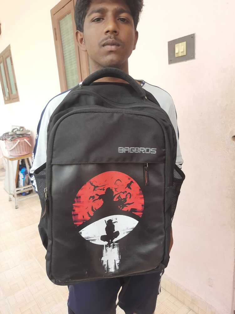 schoolbag Zakaria Jayachandrasn 500 rs 9.8.26